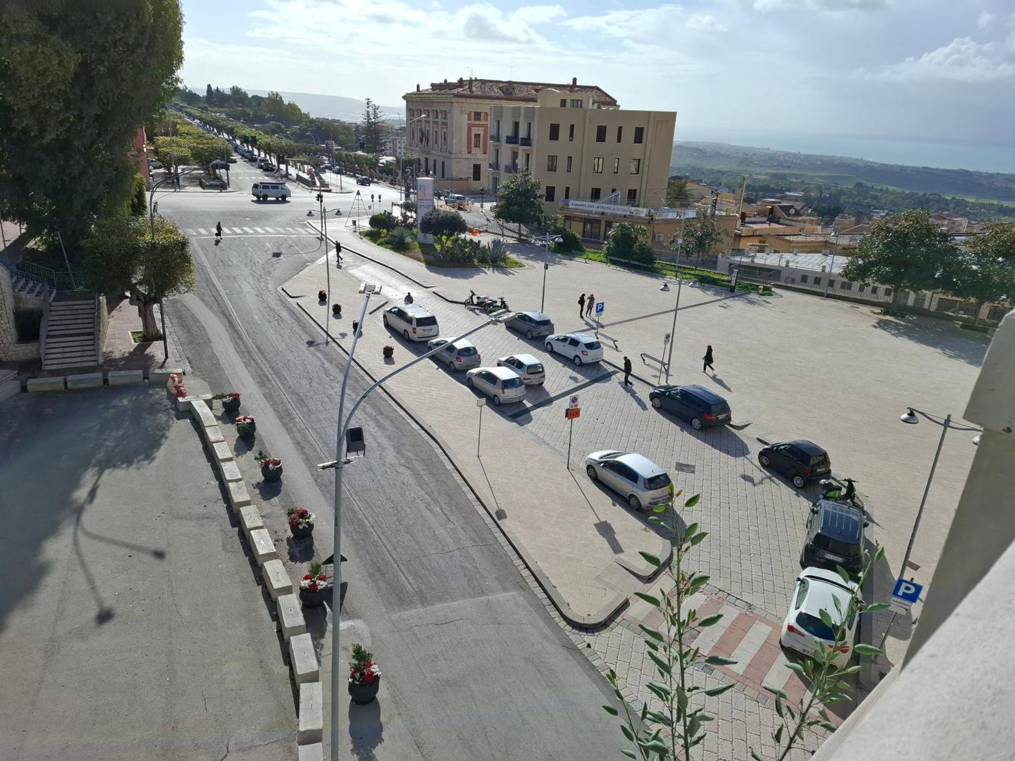 B&B Le Lumie "Il Cortiletto Del Centro" Agrigento Eksteriør billede