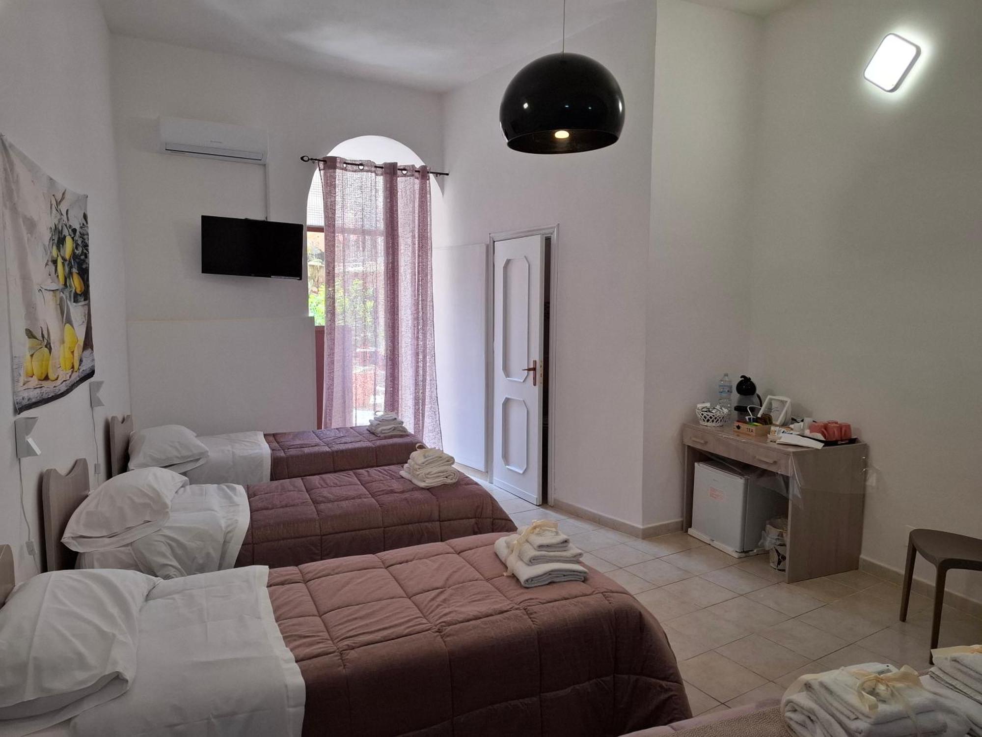 B&B Le Lumie "Il Cortiletto Del Centro" Agrigento Eksteriør billede